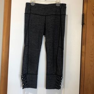 Athleta Charcoal Capris
